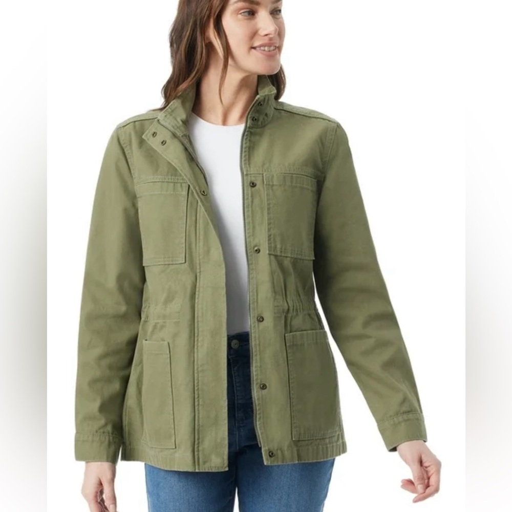 NWT- Olive Green Women's Army Jacket. Size small.